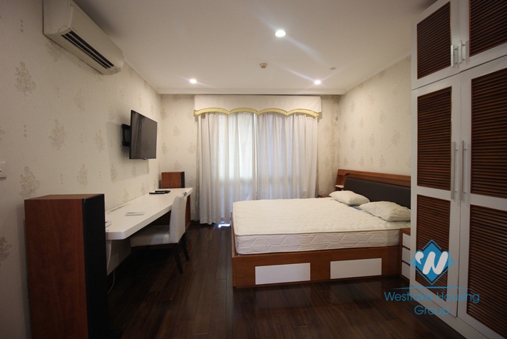 Deluxe apartment for rent in Ciputra Tower near UNIS school